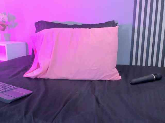 BrithanySummer webcam