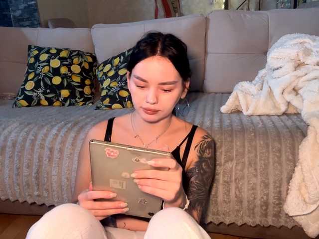 JerilynIwanski – webcam model profile photo