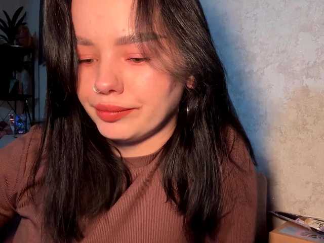 JerilynIwanski's BongaCams show and profile