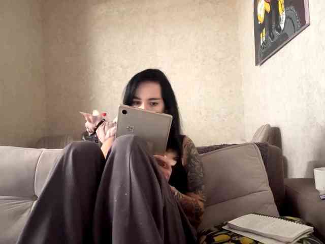 JerilynIwanski webcam