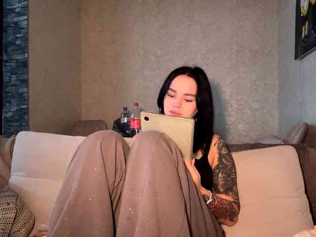 JerilynIwanski webcam