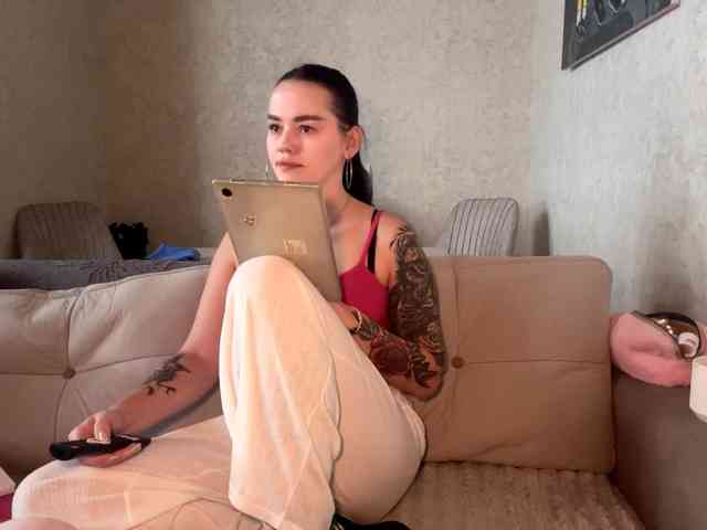 JerilynIwanski webcam