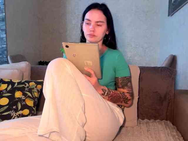 JerilynIwanski webcam