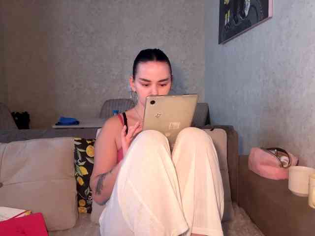 JerilynIwanski webcam