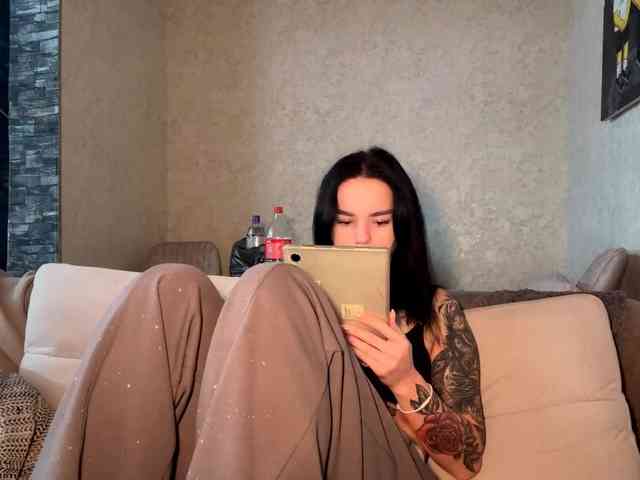 JerilynIwanski webcam