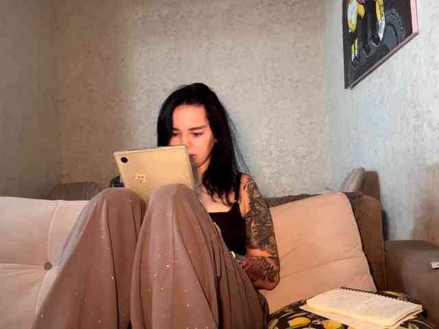 JerilynIwanski webcam