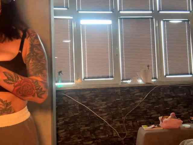 JerilynIwanski webcam