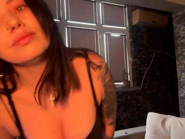 JerilynIwanski webcam