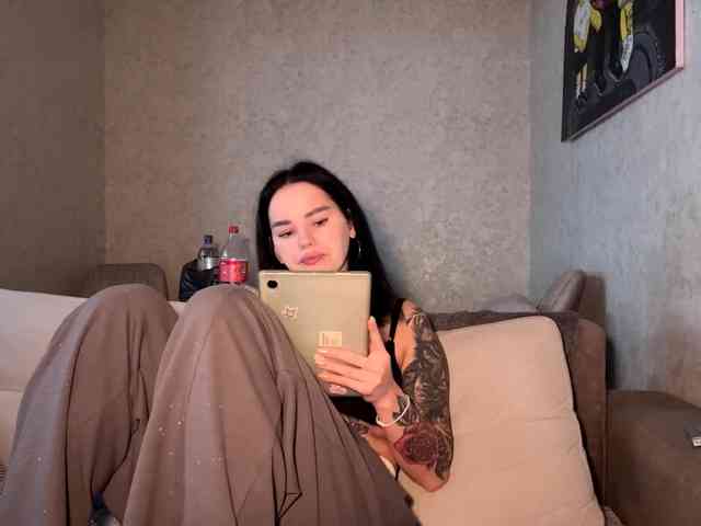 JerilynIwanski webcam