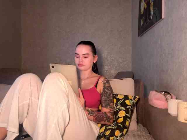 JerilynIwanski webcam