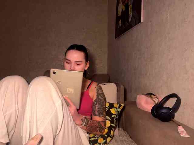 JerilynIwanski webcam