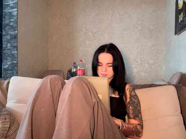 JerilynIwanski webcam