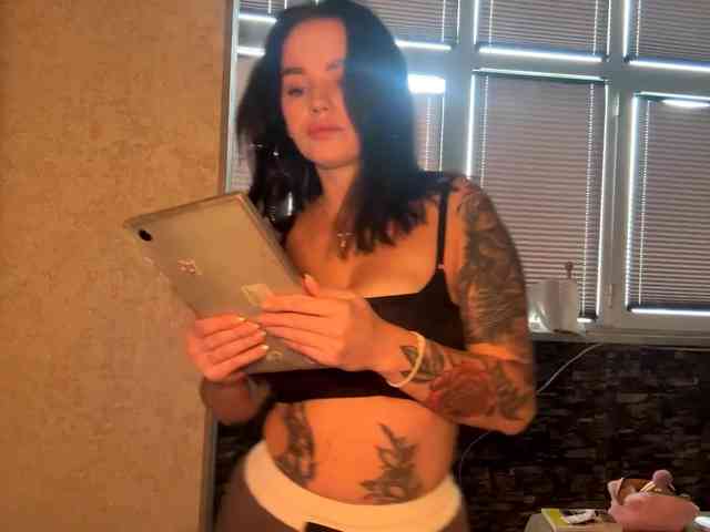 JerilynIwanski webcam