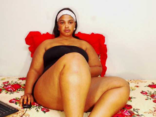 DivineBootyxxx — hey tip menu here is 16 stand  up 25 boobs 40 pussy 50 ass twerk  55 asshole 90 anal  80 naked 85 ride 70 pussy fuck 75 clap ass 