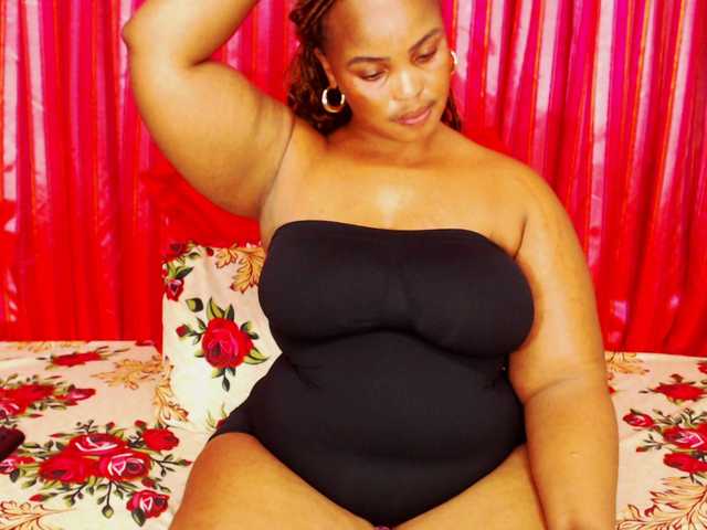 Preview of divinebootyxxx