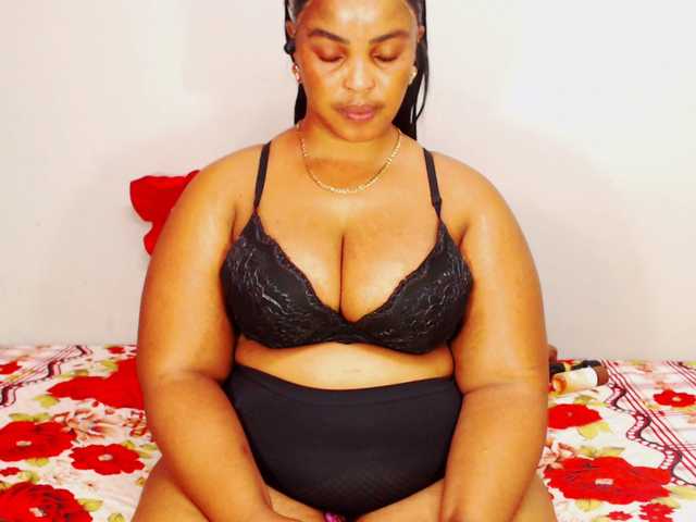 go to chat with DivineBootyxxx