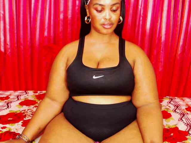 DivineBootyxxx DivineBootyxxx