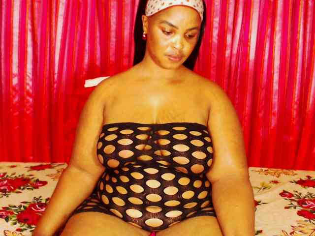 DivineBootyxxx DivineBootyxxx