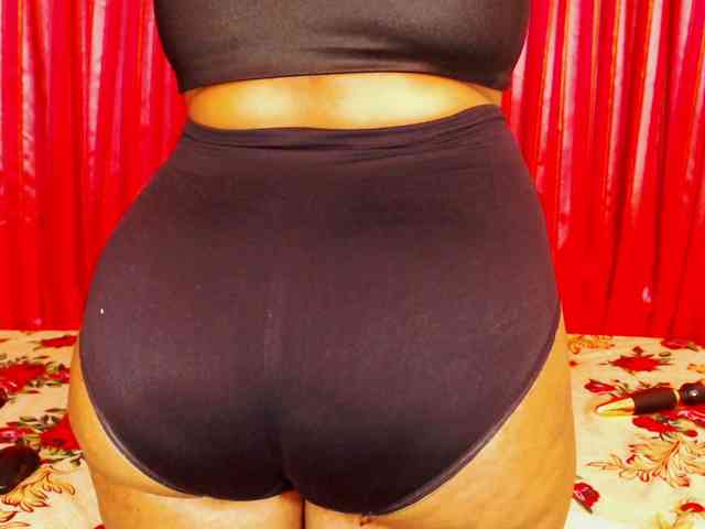 DivineBootyxxx DivineBootyxxx