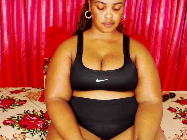 DivineBootyxxx DivineBootyxxx