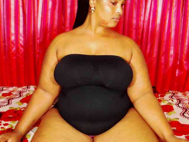 DivineBootyxxx DivineBootyxxx