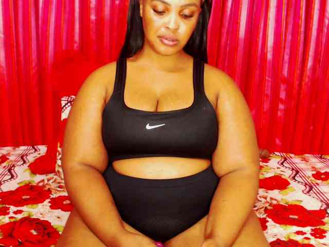 DivineBootyxxx DivineBootyxxx