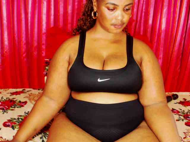 DivineBootyxxx DivineBootyxxx