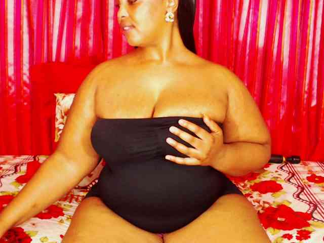 DivineBootyxxx DivineBootyxxx