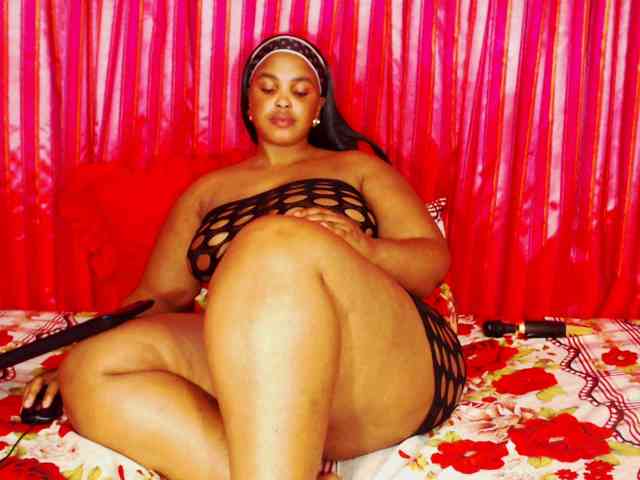 DivineBootyxxx DivineBootyxxx