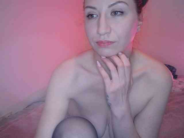 Yoursweetstella webcam