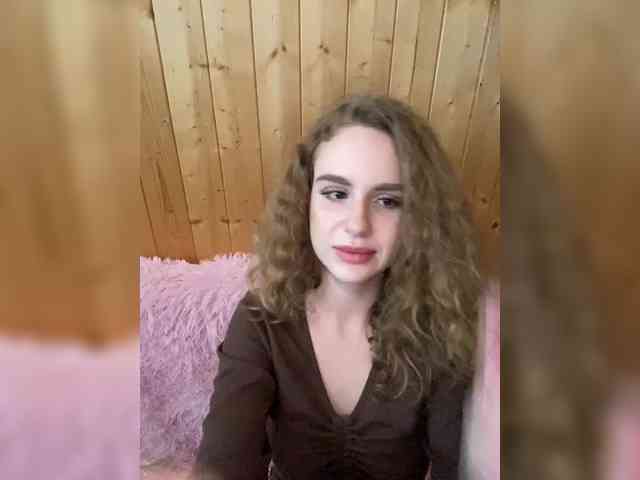 Sweetie_Kitty webcam