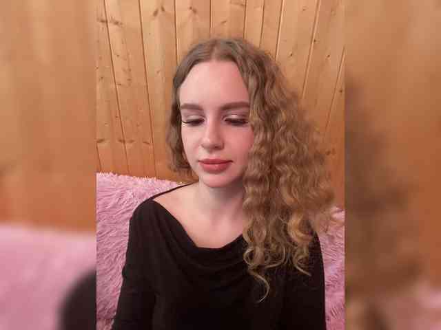 Sweetie_Kitty webcam