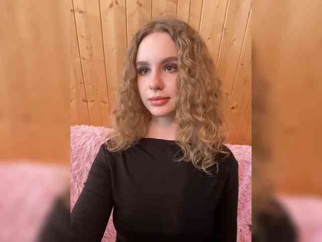 Sweetie_Kitty webcam