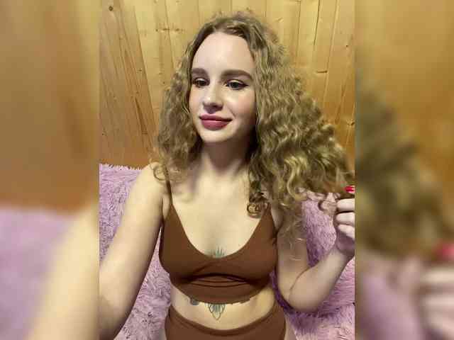 Sweetie_Kitty webcam