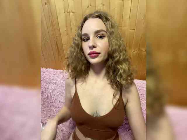 Sweetie_Kitty webcam