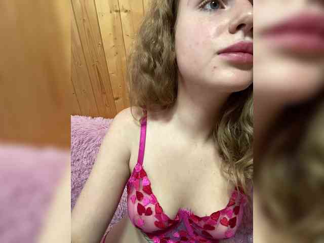 Sweetie_Kitty webcam