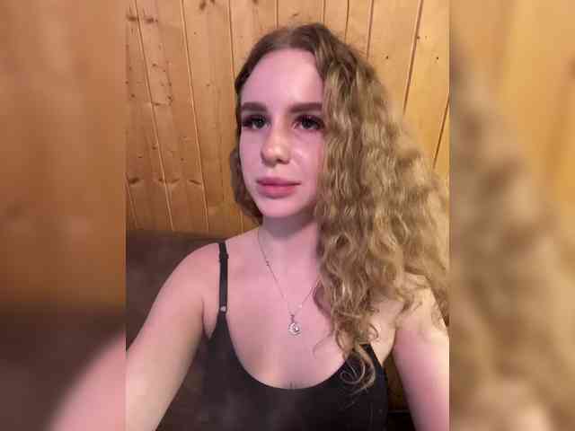 Sweetie_Kitty webcam