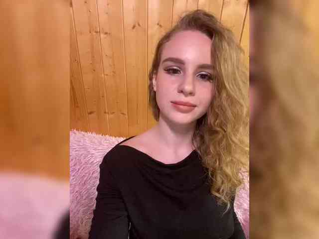 Sweetie_Kitty webcam