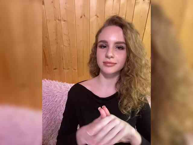 Sweetie_Kitty webcam