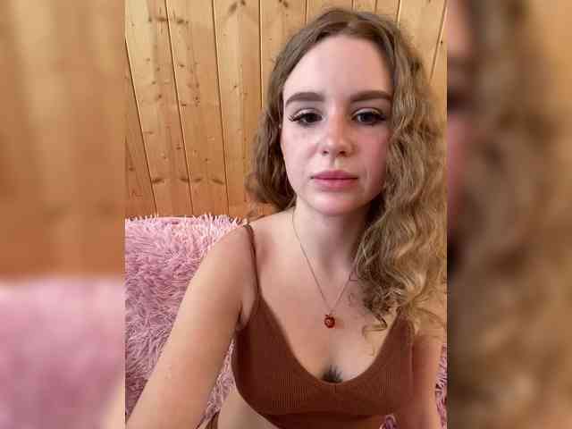 Sweetie_Kitty webcam