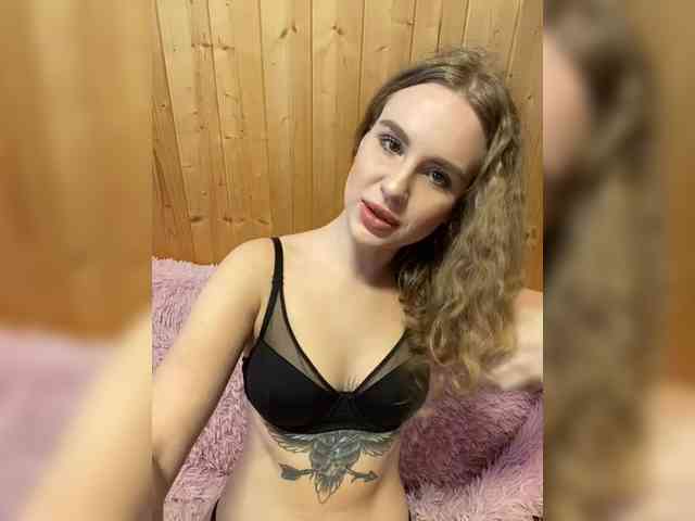 Sweetie_Kitty webcam