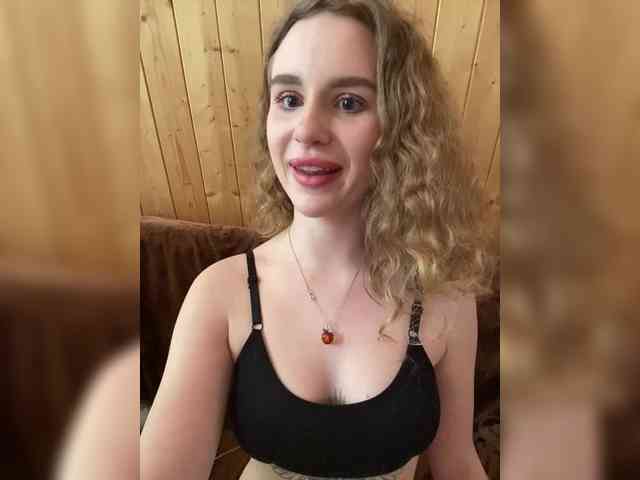 Sweetie_Kitty webcam