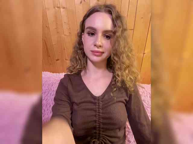 Sweetie_Kitty webcam