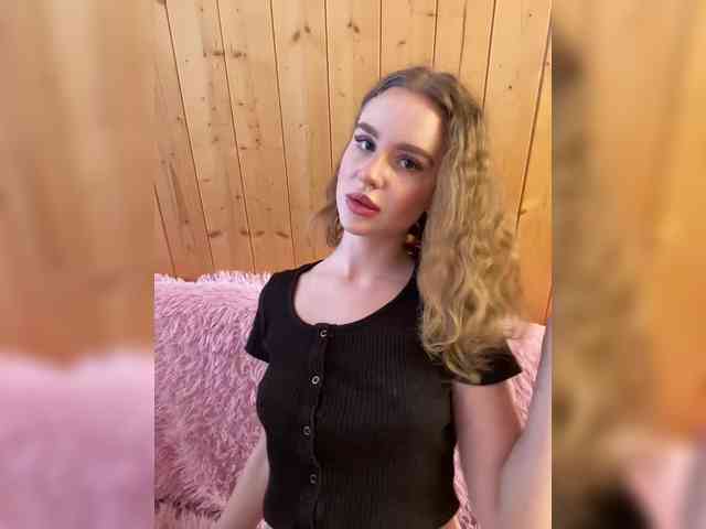 Sweetie_Kitty webcam