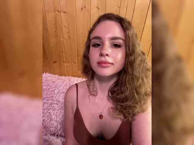 Sweetie_Kitty webcam