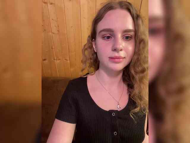 Sweetie_Kitty webcam