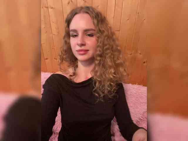 Sweetie_Kitty webcam