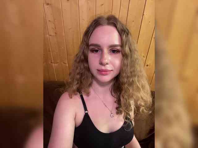 Sweetie_Kitty webcam