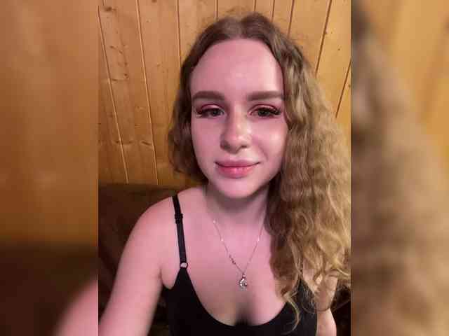 Sweetie_Kitty webcam