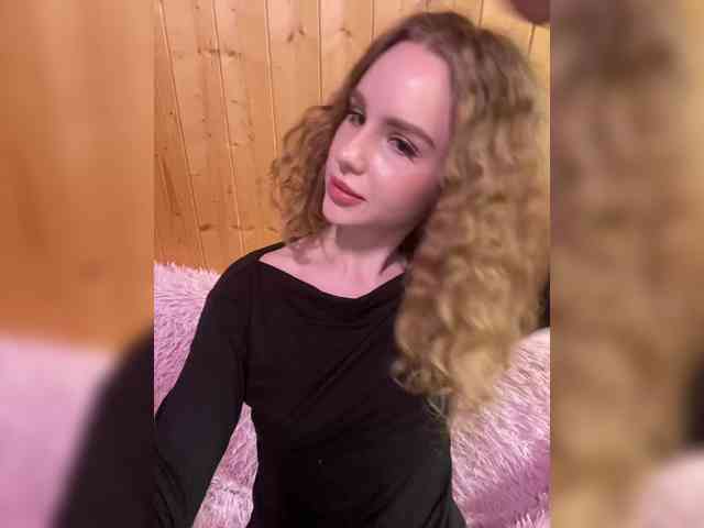 Sweetie_Kitty webcam